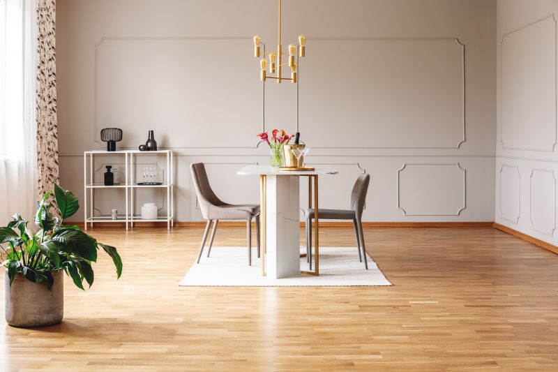 Elegant Wall Molding